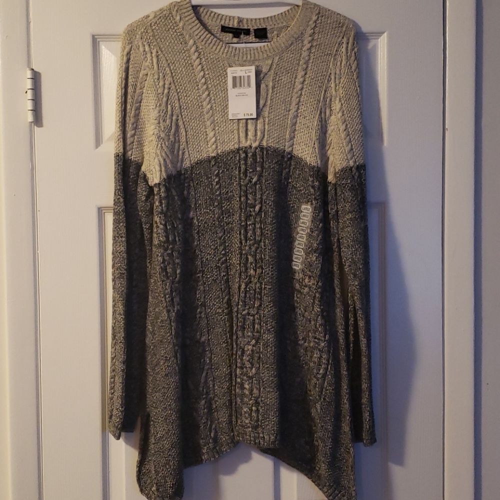 Two tone knit Jeanne Pierre sweater